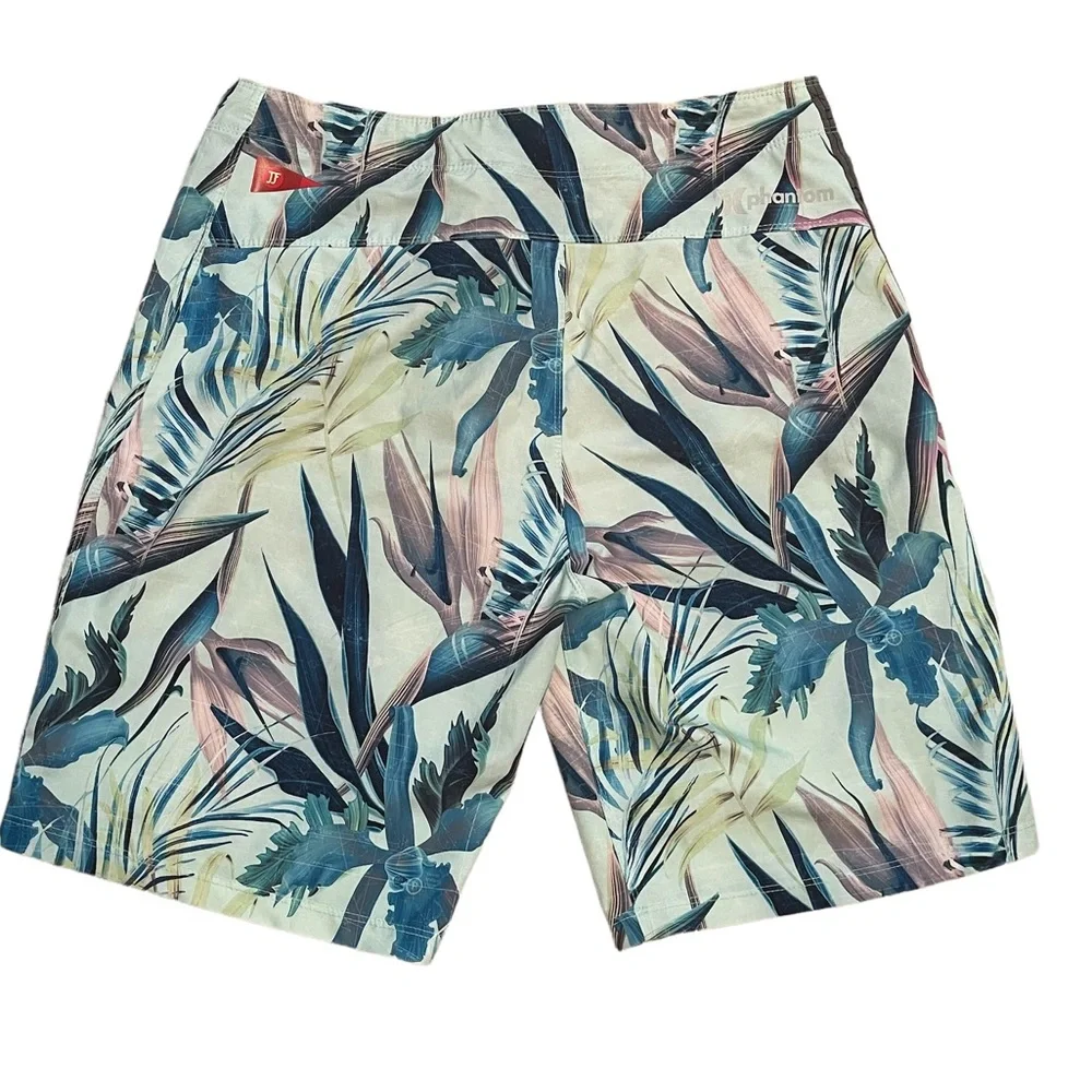 Hurley Phantom Board Shorts.   Size 32 - Picture 2 of 5